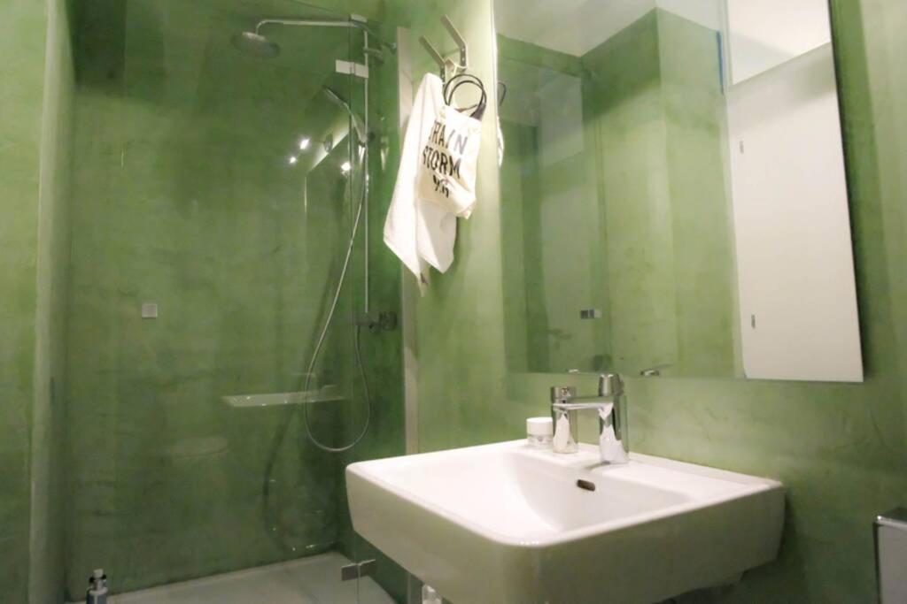 Calm And Cozy Flat With Romantic Garden Athens Ngoại thất bức ảnh